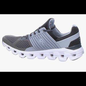 On Cloud Swift men’s shoes